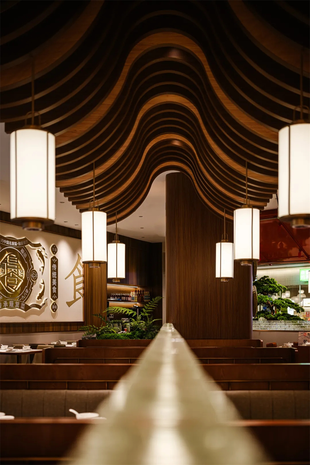 传承簸箕菜得食粤菜餐厅装修设计方案(图6) 传承簸箕菜得食粤菜餐厅装修设计方案(图6)