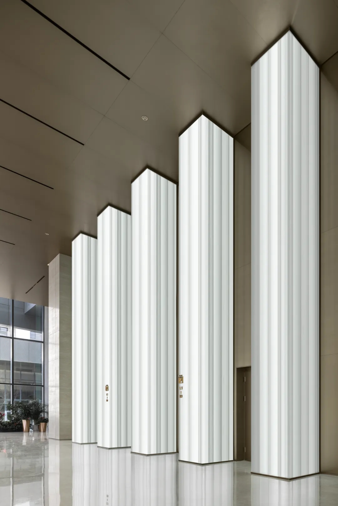 中铁工业新办公大楼装修设计(图5) 中铁工业新办公大楼装修设计(图5)