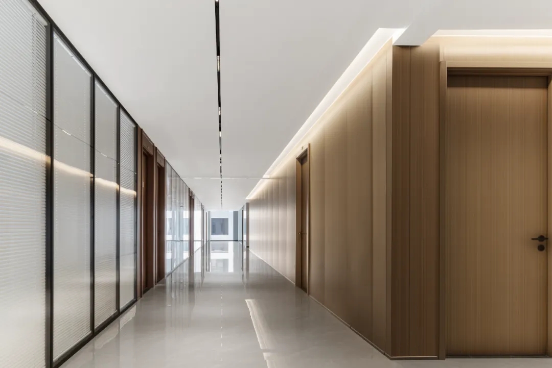 中铁工业新办公大楼装修设计(图8) 中铁工业新办公大楼装修设计(图8)