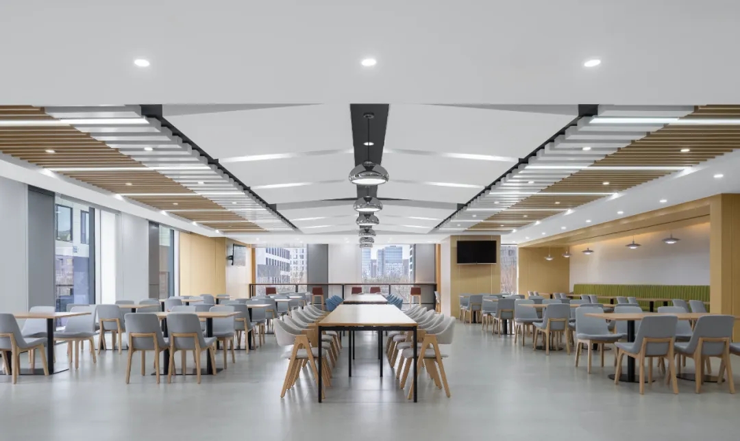 中铁工业新办公大楼装修设计(图15) 中铁工业新办公大楼装修设计(图15)