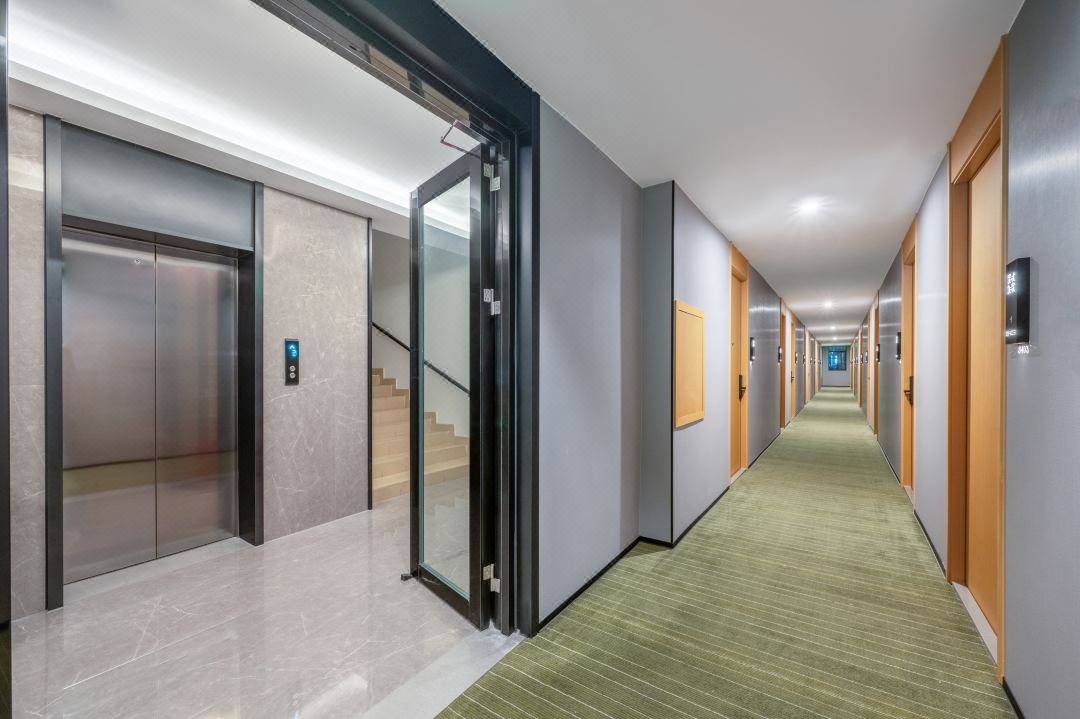 深圳福田华强北秋果爱游戏最新官网_爱游戏(中国)翻新改造设计