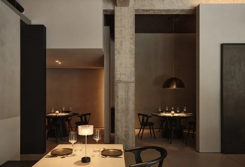 馐 · shy table 特色西餐厅装修设计方案(图2) 馐 · shy table 特色西餐厅装修设计方案(图2)