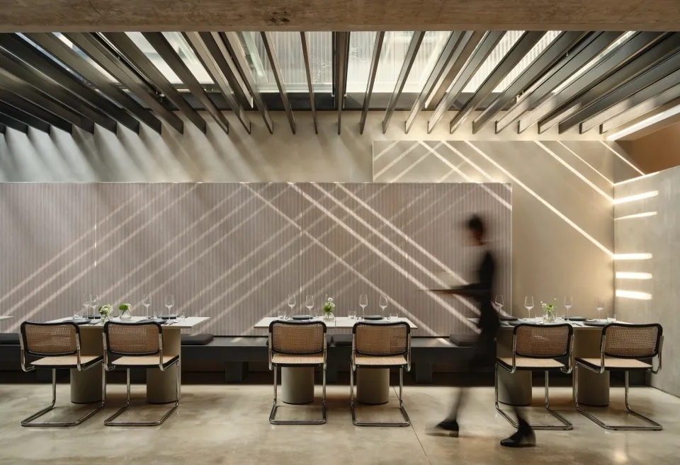 馐 · shy table 特色西餐厅装修设计方案(图9) 馐 · shy table 特色西餐厅装修设计方案(图9)