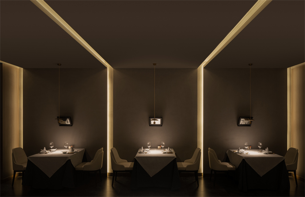 郑州金博大推荐拾味甬府尊鲜海鲜餐厅装修设计方案(图3) 郑州金博大推荐拾味甬府尊鲜海鲜餐厅装修设计方案(图3)