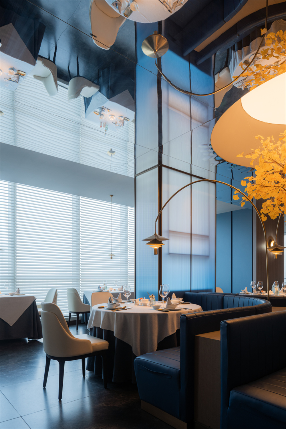 郑州金博大推荐拾味甬府尊鲜海鲜餐厅装修设计方案(图7) 郑州金博大推荐拾味甬府尊鲜海鲜餐厅装修设计方案(图7)