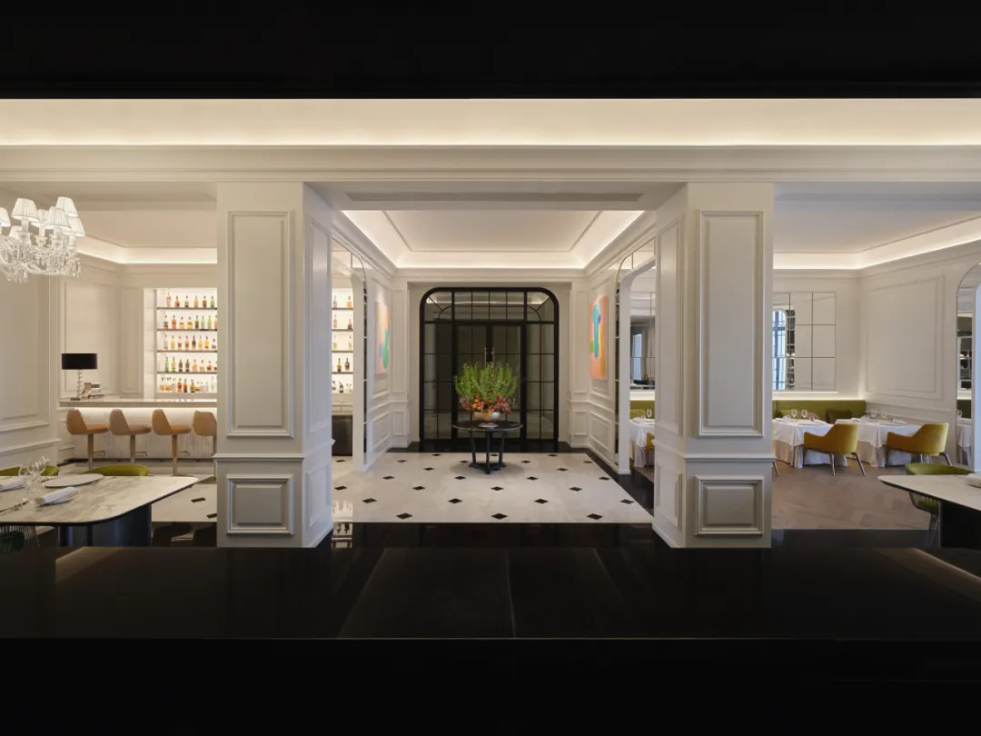 法式美学浪漫优雅 LAtelier 18法餐厅装修设计(图1) 法式美学浪漫优雅 LAtelier 18法餐厅装修设计(图1)