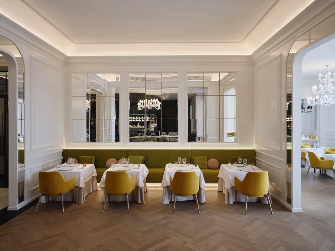 法式美学浪漫优雅 LAtelier 18法餐厅装修设计(图4) 法式美学浪漫优雅 LAtelier 18法餐厅装修设计(图4)