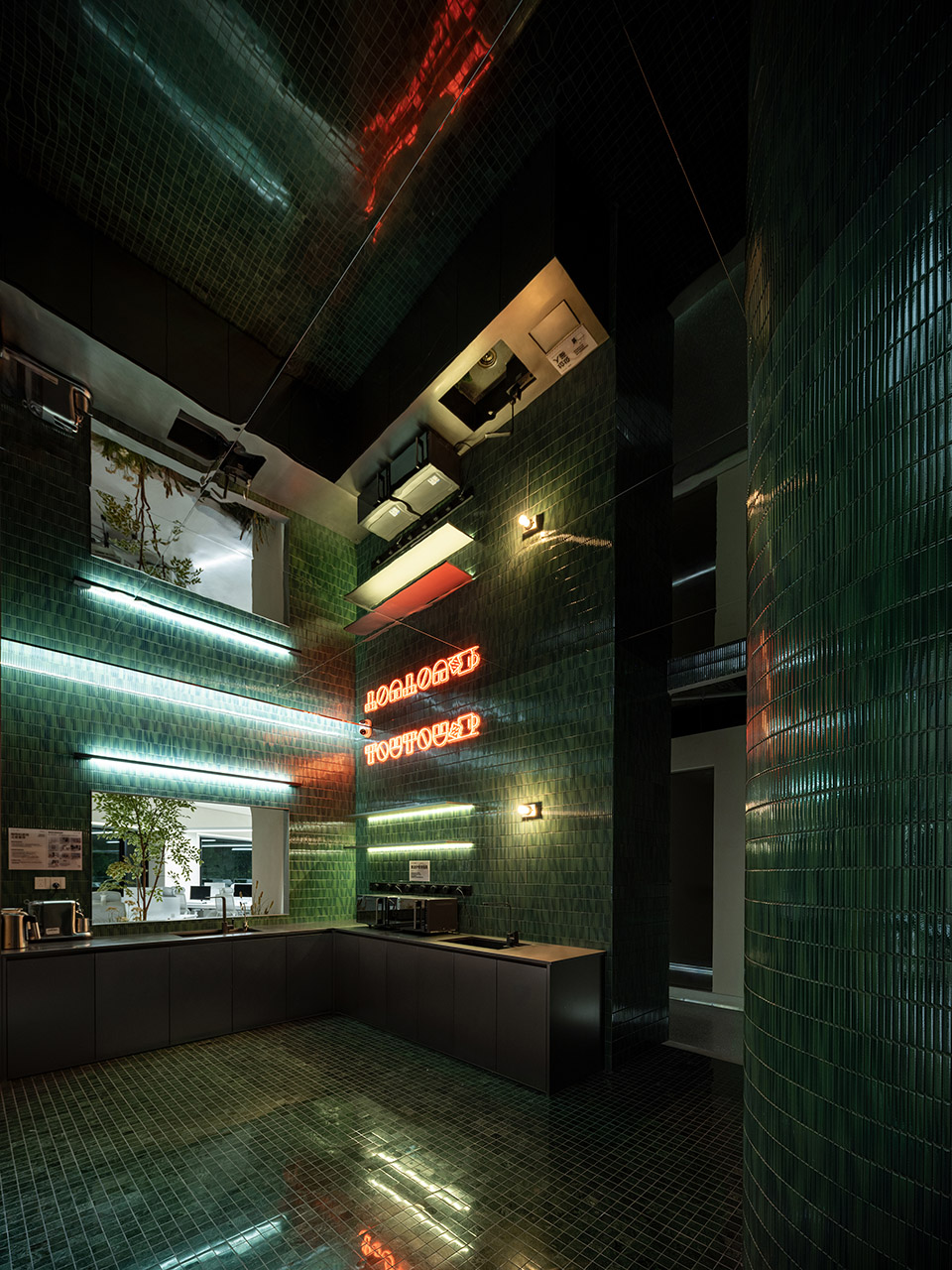 打破传统印象 电子商务公司独栋办公楼装修设计(图10) 打破传统印象 电子商务公司独栋办公楼装修设计(图10)