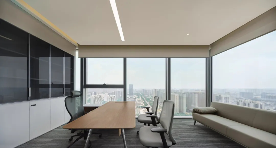 郑州保利文化广场办公楼装修设计方案(图15) 郑州保利文化广场办公楼装修设计方案(图15)