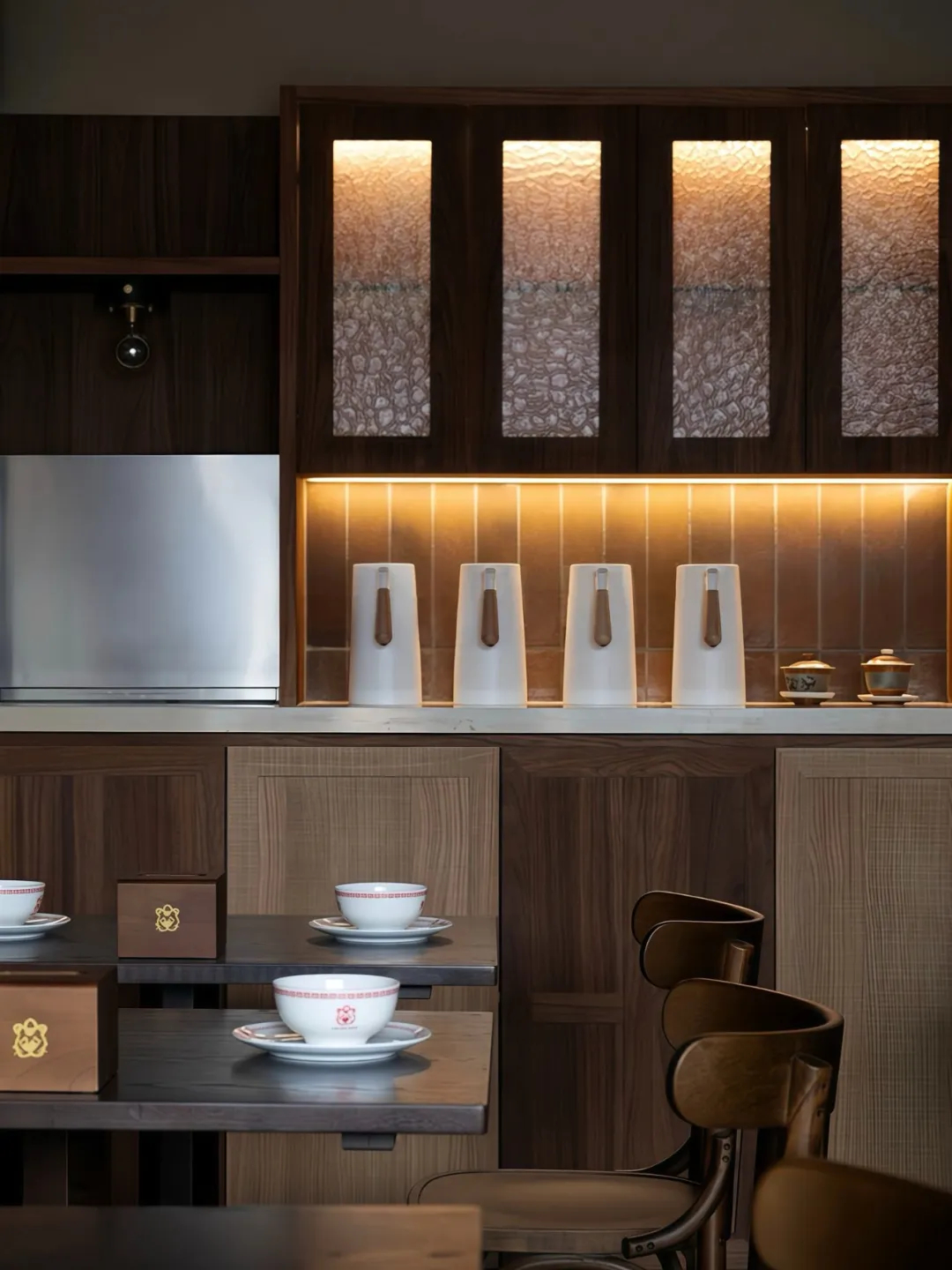 郑州金博大推荐辣富友川菜馆社区店装修设计案例(图3)