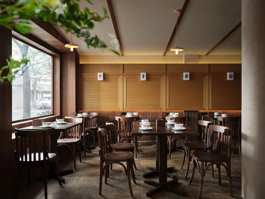 郑州金博大推荐辣富友川菜馆社区店装修设计案例(图5)