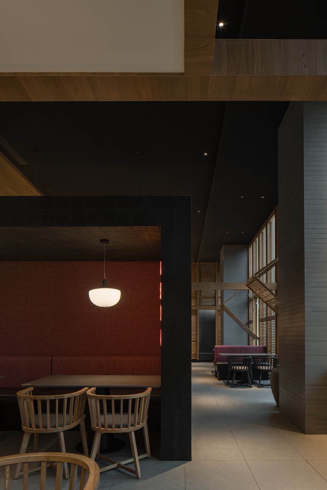 郑州金博大推荐席萃小厨川菜馆装修设计方案(图3) 郑州金博大推荐席萃小厨川菜馆装修设计方案(图3)