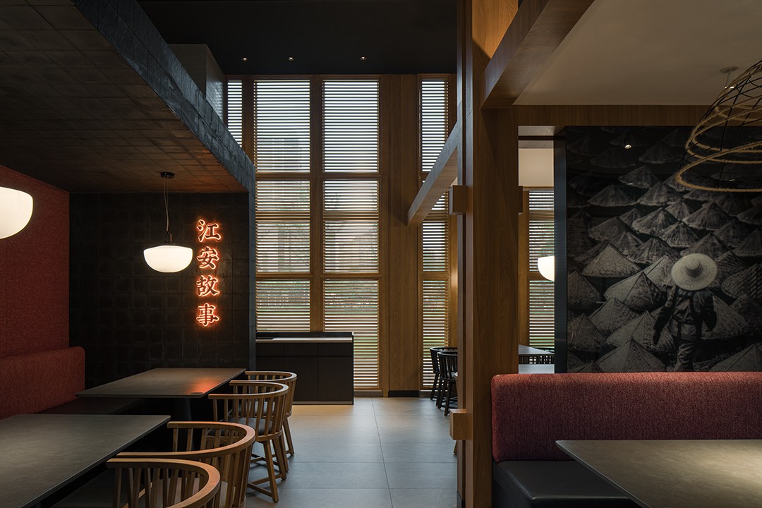 郑州金博大推荐席萃小厨川菜馆装修设计方案(图5) 郑州金博大推荐席萃小厨川菜馆装修设计方案(图5)