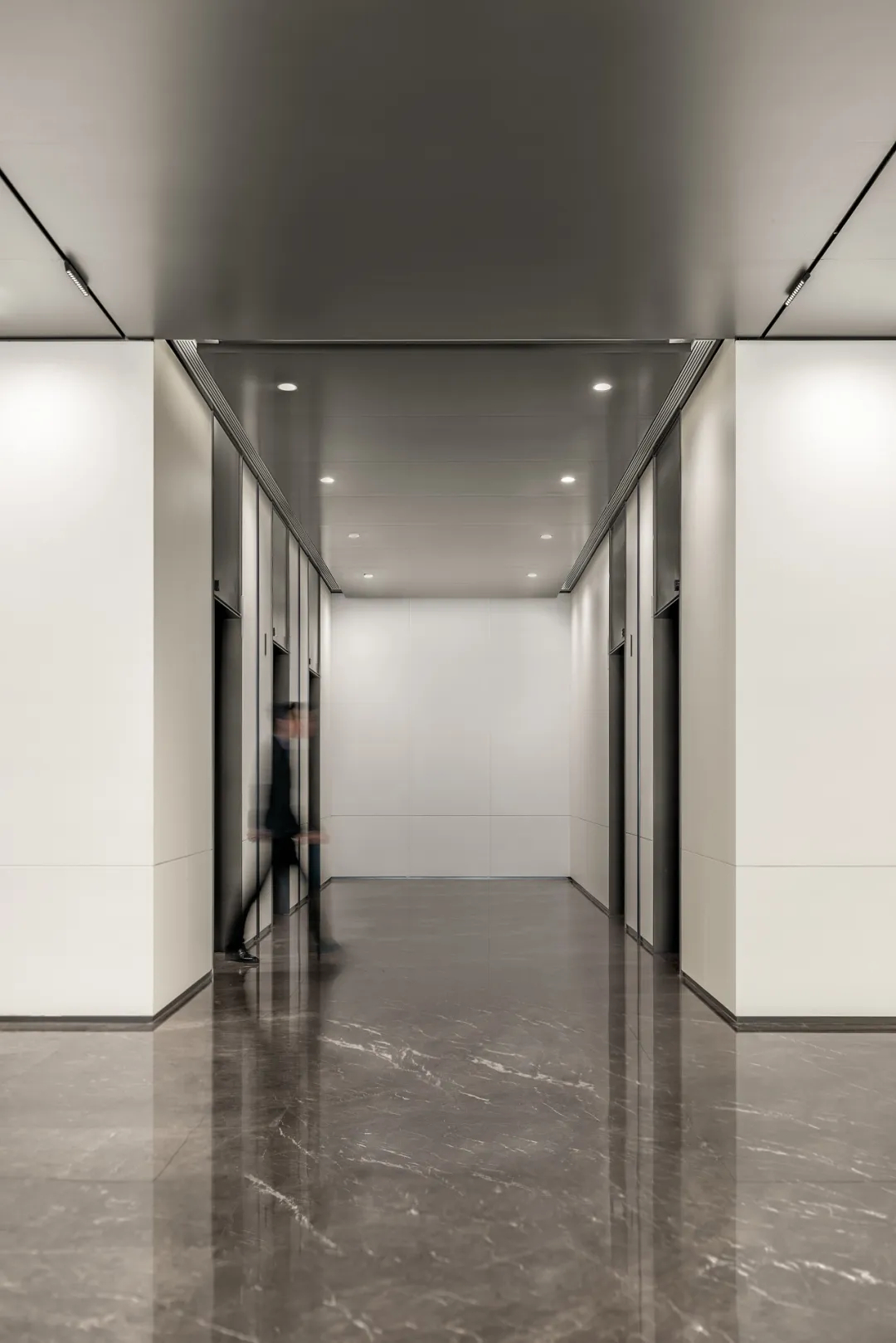 2万6千平现代花园式商务办公楼装修设计方案(图8) 2万6千平现代花园式商务办公楼装修设计方案(图8)