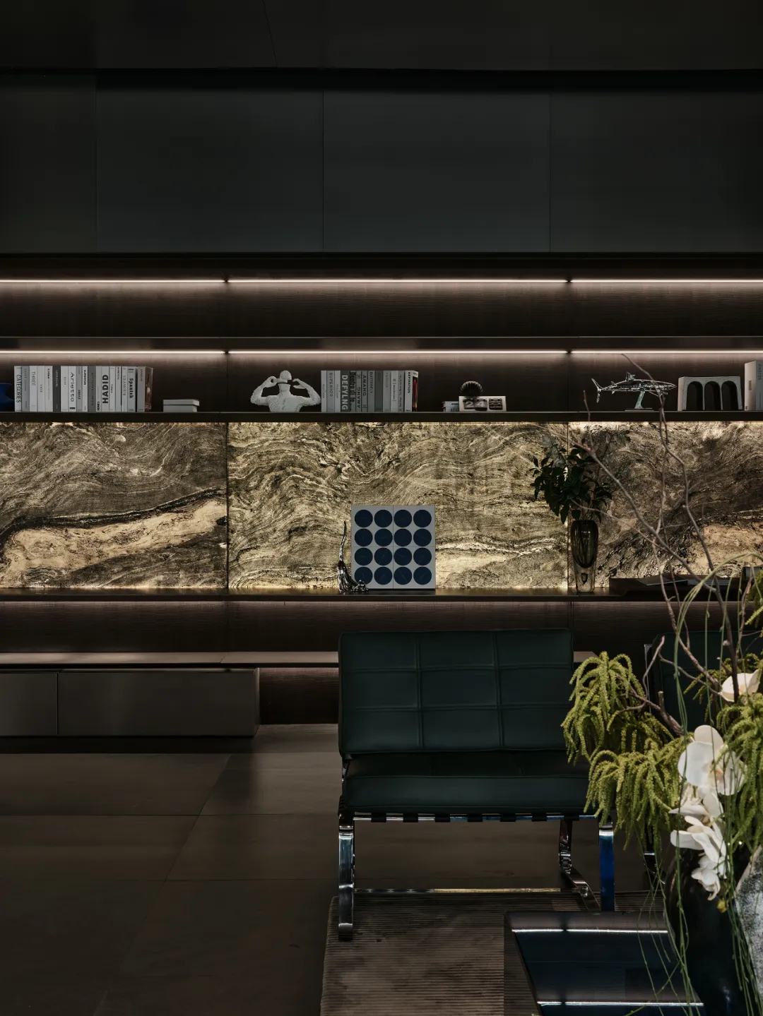 500平办公家具企业展厅兼企业接待会所装修设计(图2) 500平办公家具企业展厅兼企业接待会所装修设计(图2)