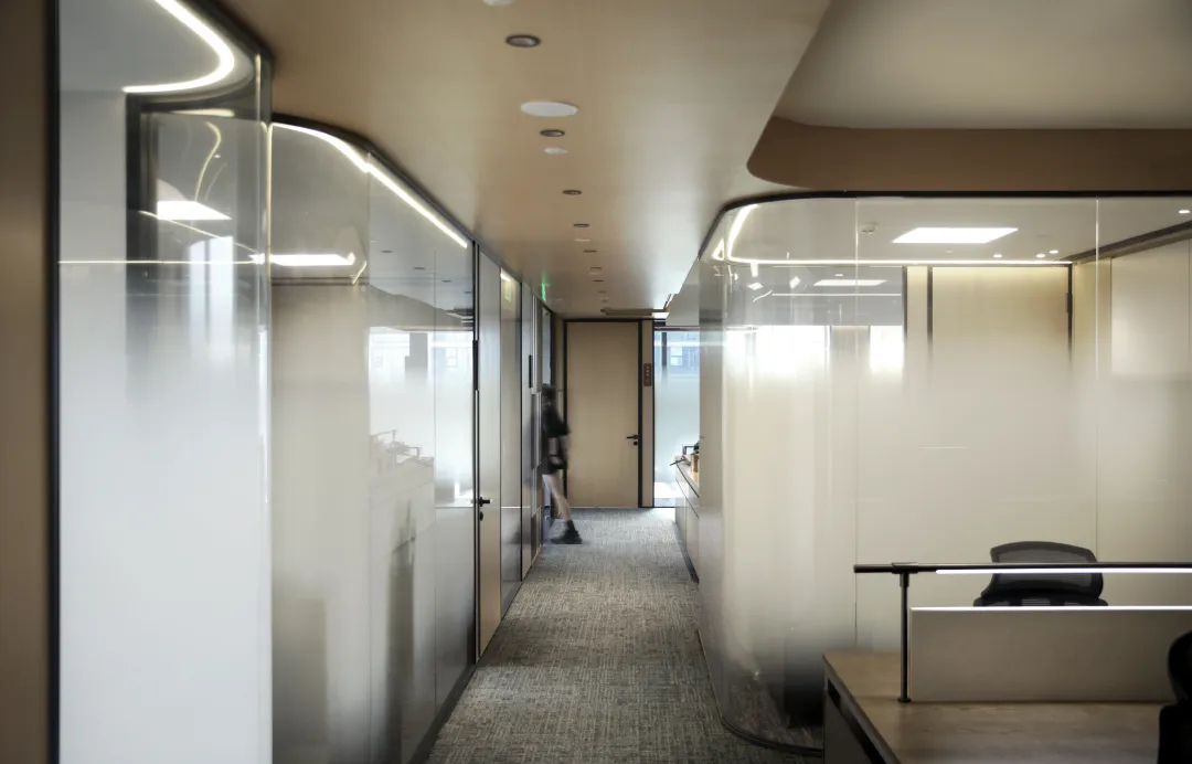 1200平现代东方珠光律师事务所装修设计(图13) 1200平现代东方珠光律师事务所装修设计(图13)