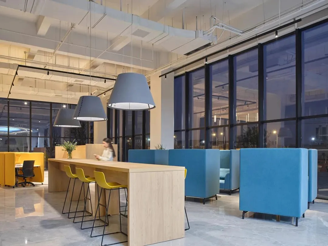 5000平种业集团总部办公&展厅装修设计方案(图4) 5000平种业集团总部办公&展厅装修设计方案(图4)