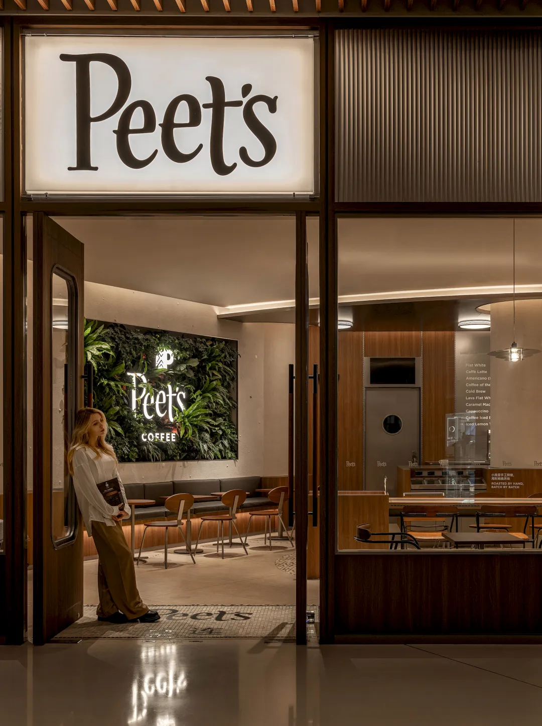 海港文化复古风情 Peets皮爷咖啡店装修设计(图1) 海港文化复古风情 Peets皮爷咖啡店装修设计(图1)