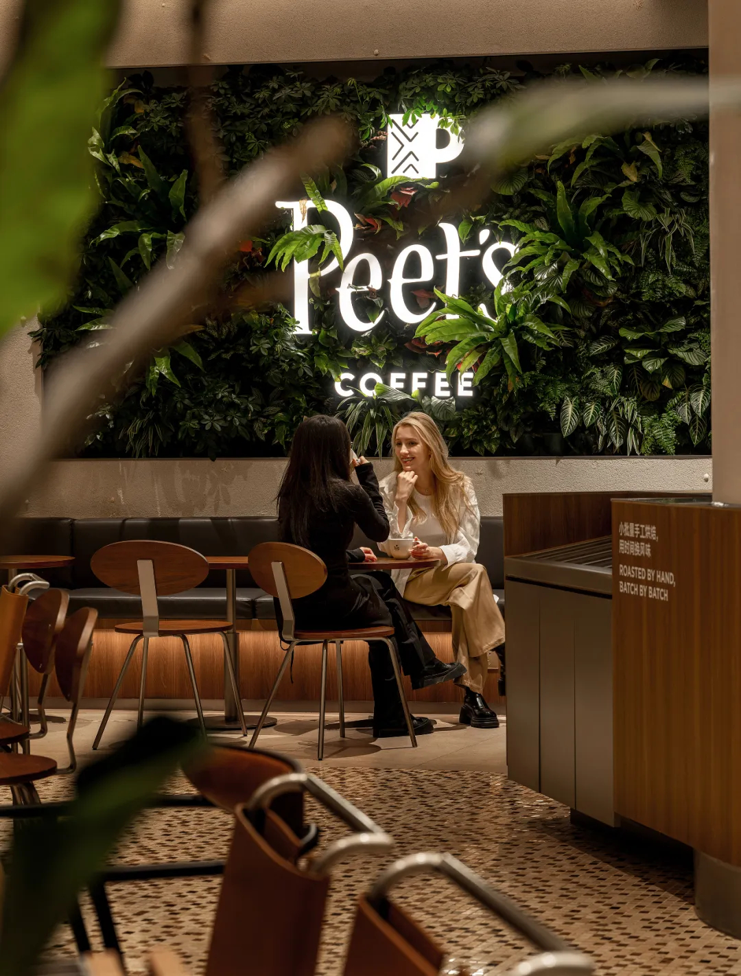 海港文化复古风情 Peets皮爷咖啡店装修设计(图11) 海港文化复古风情 Peets皮爷咖啡店装修设计(图11)