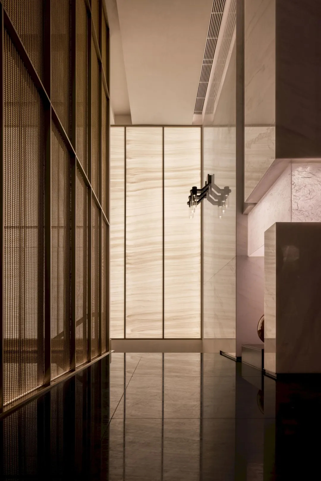 郑州金博大推荐協成连锁海鲜火锅店装修设计(图7) 郑州金博大推荐協成连锁海鲜火锅店装修设计(图7)