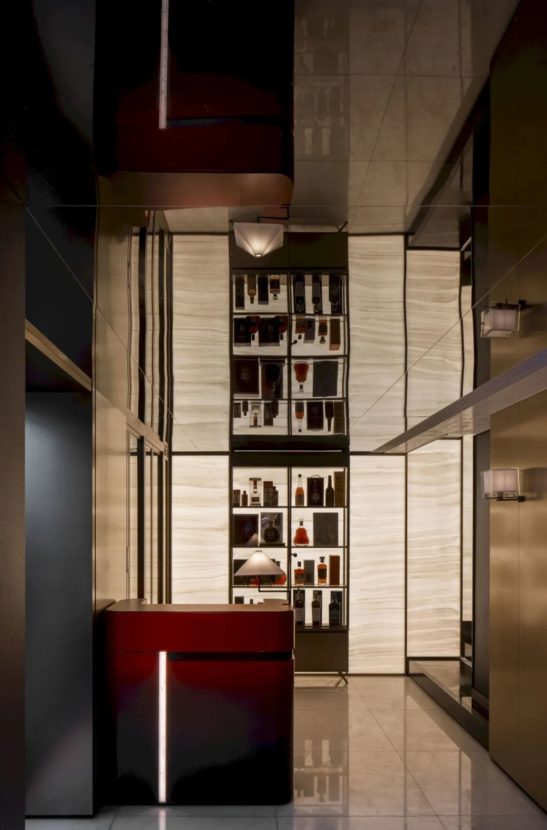 郑州金博大推荐協成连锁海鲜火锅店装修设计(图4) 郑州金博大推荐協成连锁海鲜火锅店装修设计(图4)