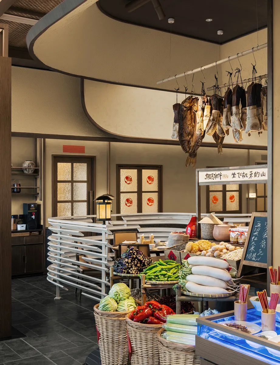 山野特色 朝溪湘伴·鱼汤泡饭湘菜餐厅装修设计(图4) 山野特色 朝溪湘伴·鱼汤泡饭湘菜餐厅装修设计(图4)