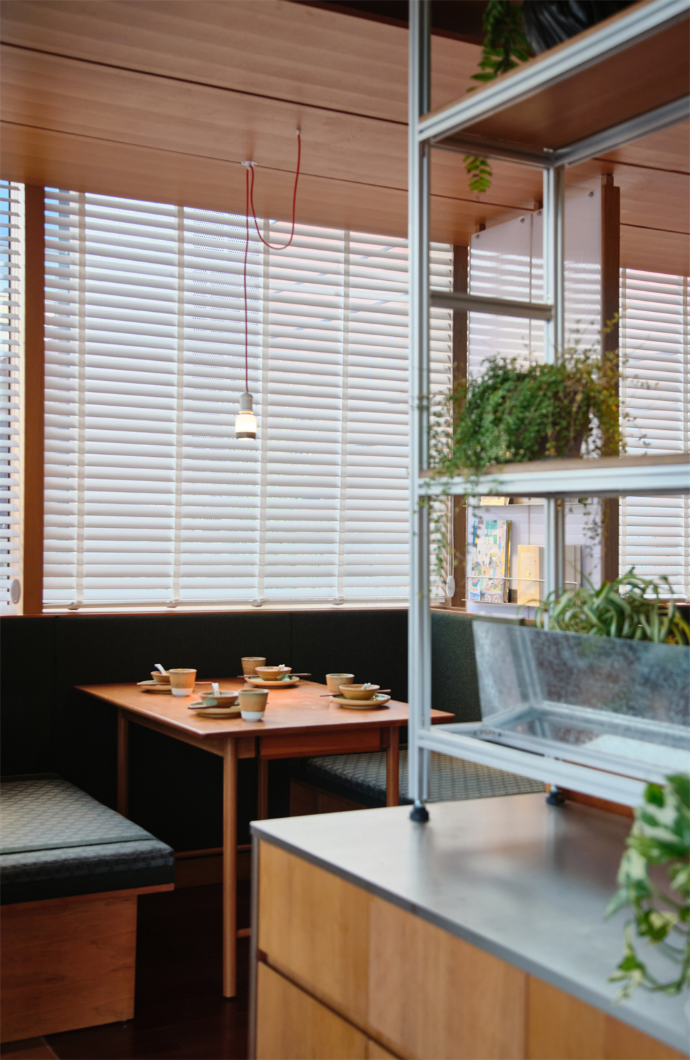 温柔工业风 三只辣椒餐饮店装修设计(图4) 温柔工业风 三只辣椒餐饮店装修设计(图4)