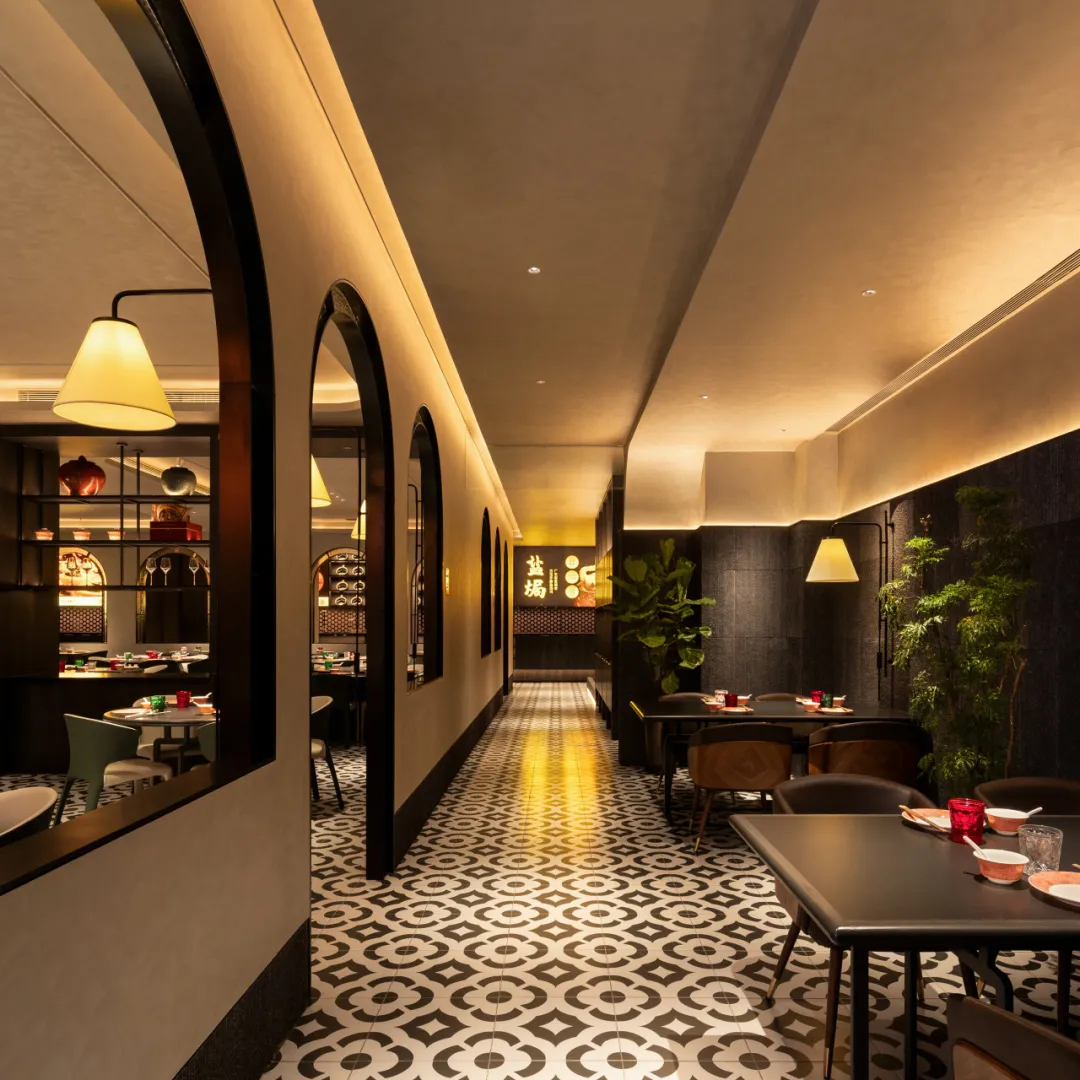 粤食佳·啫啫煲&烧腊 岭南特色粤菜餐厅装修设计(图7)