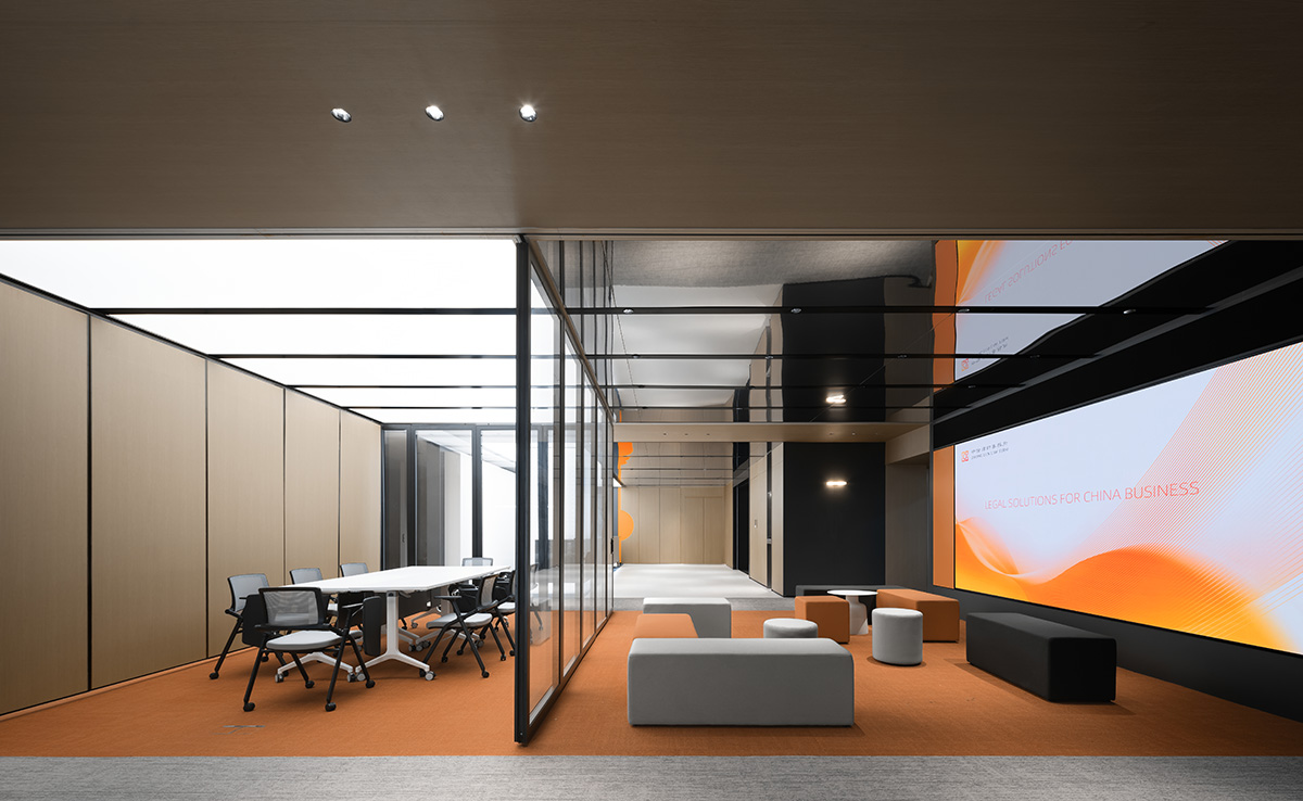 极简现代美学 950平律师办公室装修设计(图6) 极简现代美学 950平律师办公室装修设计(图6)