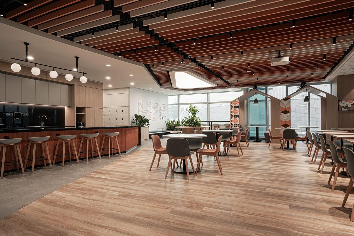 郑州金博大推荐安达人寿保险公司办公室装修设计(图4) 郑州金博大推荐安达人寿保险公司办公室装修设计(图4)