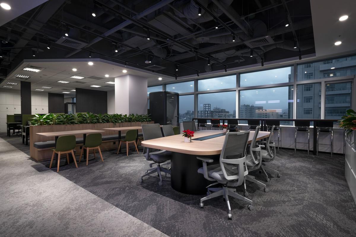 郑州金博大推荐安达人寿保险公司办公室装修设计(图7) 郑州金博大推荐安达人寿保险公司办公室装修设计(图7)