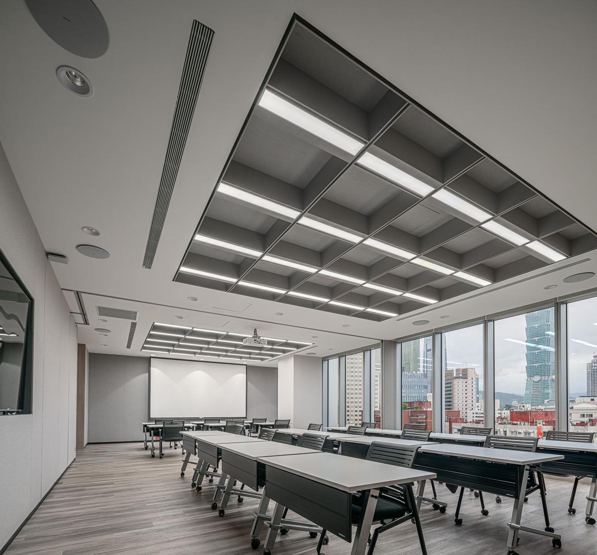 郑州金博大推荐安达人寿保险公司办公室装修设计(图12) 郑州金博大推荐安达人寿保险公司办公室装修设计(图12)