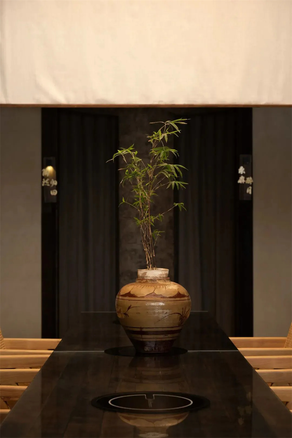 有温度的乡土风 村上炊烟火锅店装修设计(图3) 有温度的乡土风 村上炊烟火锅店装修设计(图3)