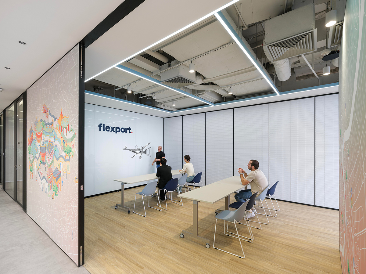 海派摩登 跨国物流公司时尚办公室装修设计(图4) 海派摩登 跨国物流公司时尚办公室装修设计(图4)