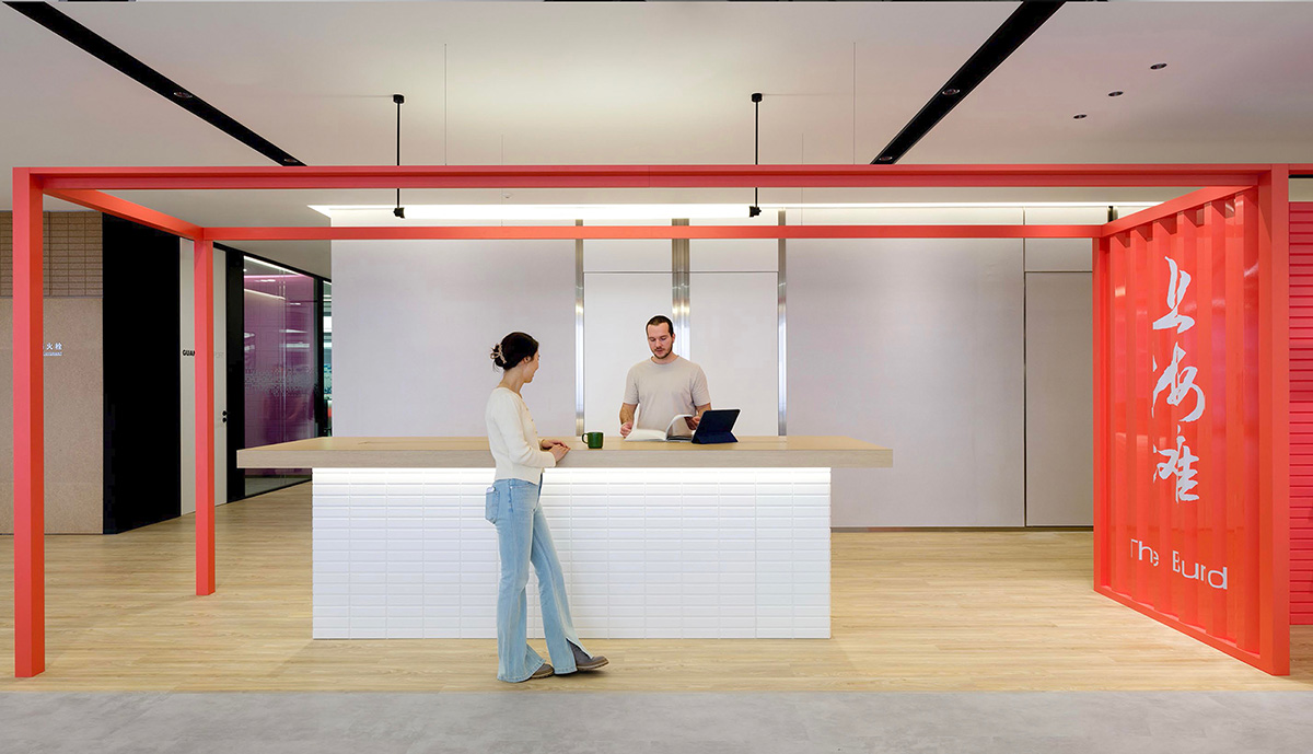 海派摩登 跨国物流公司时尚办公室装修设计(图7) 海派摩登 跨国物流公司时尚办公室装修设计(图7)