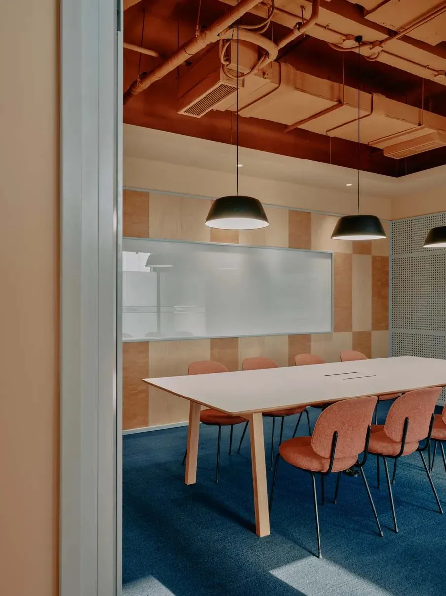 社区型新办公 小红书杭州办公室装修设计方案(图11) 社区型新办公 小红书杭州办公室装修设计方案(图11)