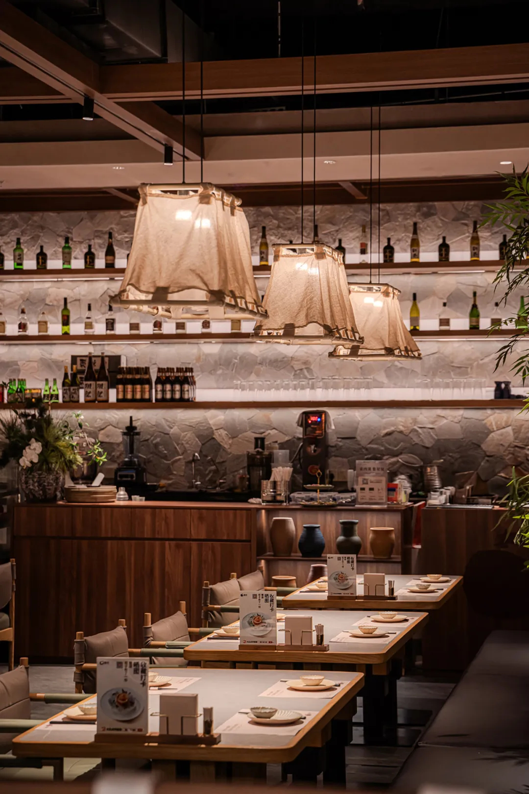 温馨治愈 囍桔健康融合餐厅装修设计(图8) 温馨治愈 囍桔健康融合餐厅装修设计(图8)