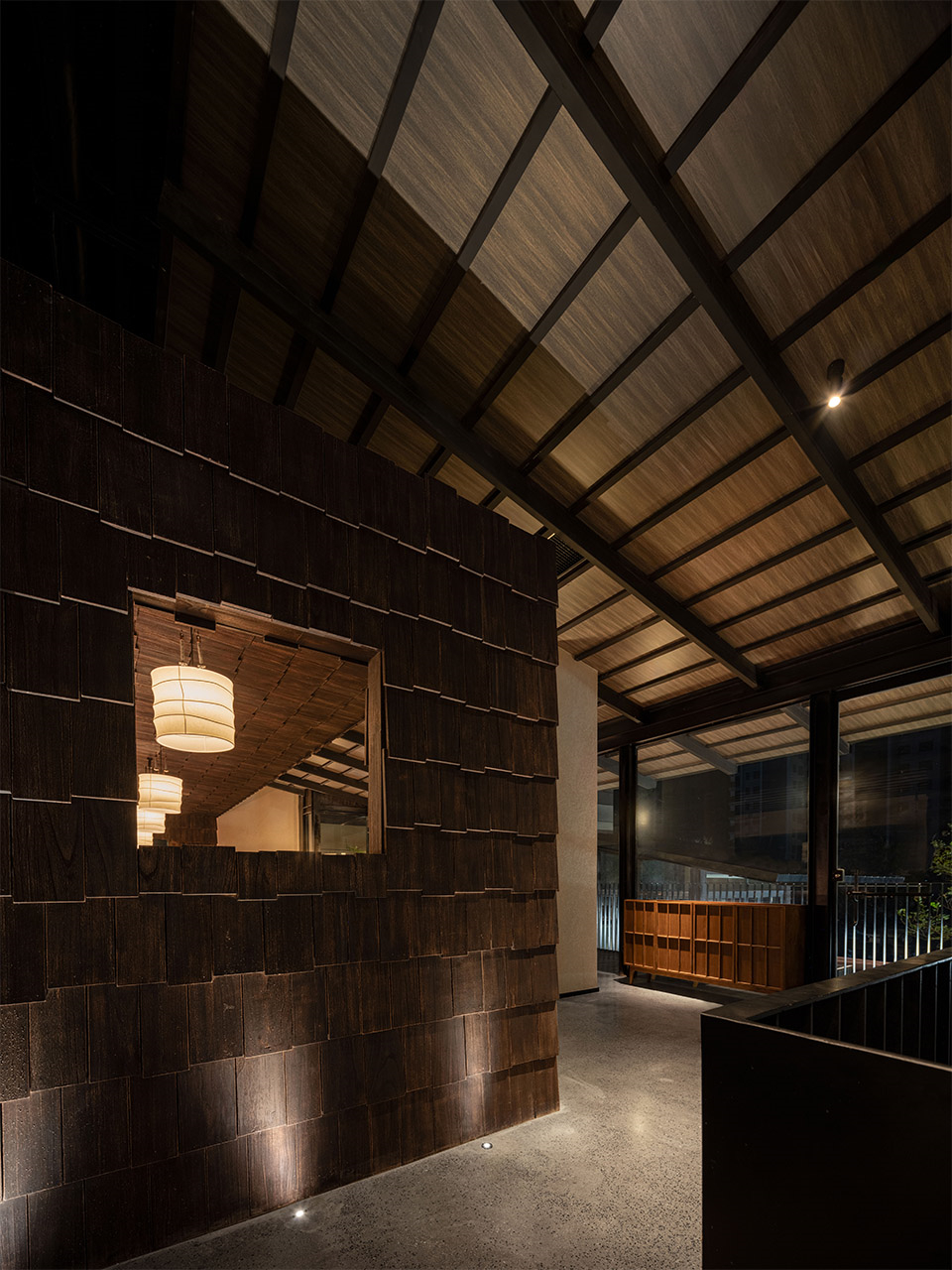 庭院景观化用餐 共炉火锅店装修设计(图10) 庭院景观化用餐 共炉火锅店装修设计(图10)