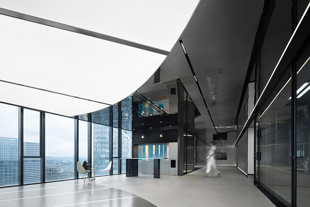 黑白视界 GPUNK哥朋科技办公设计案例(图4) 4.jpg