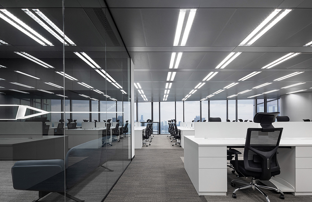 黑白视界 GPUNK哥朋科技办公设计案例(图15) 15.jpg